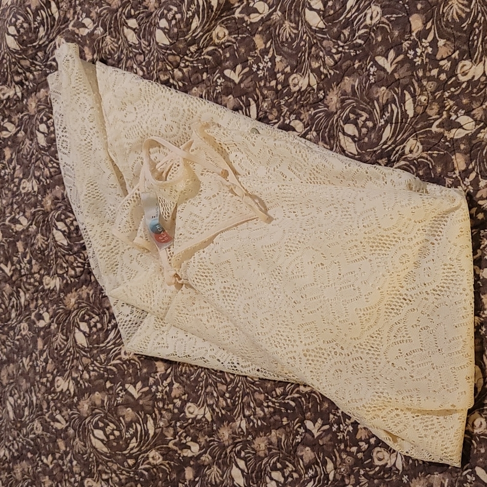 FreePeople Beach cover-up size M in cream lace